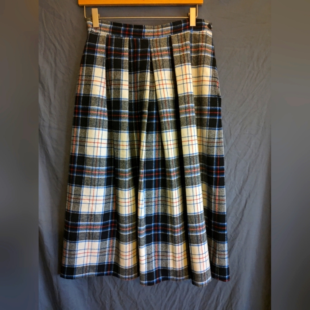 Vintage Emporium Capwell CA 100% Wool Skirt - Plaid